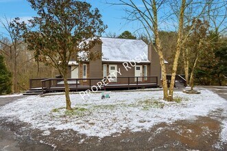 Building Photo - 6008 Champion Rd