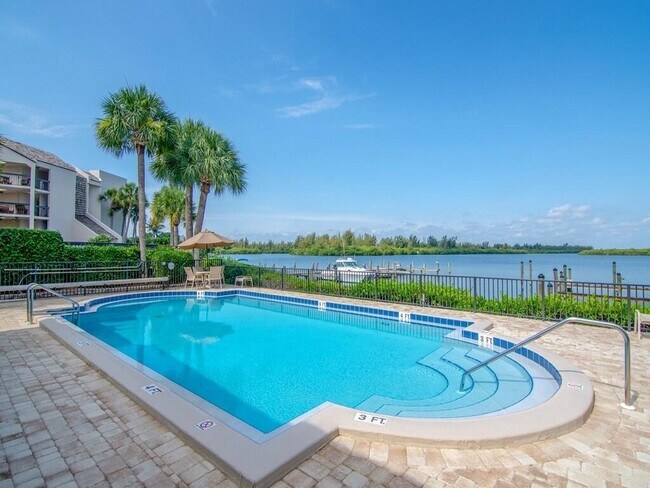 Building Photo - 5151 Florida A1A