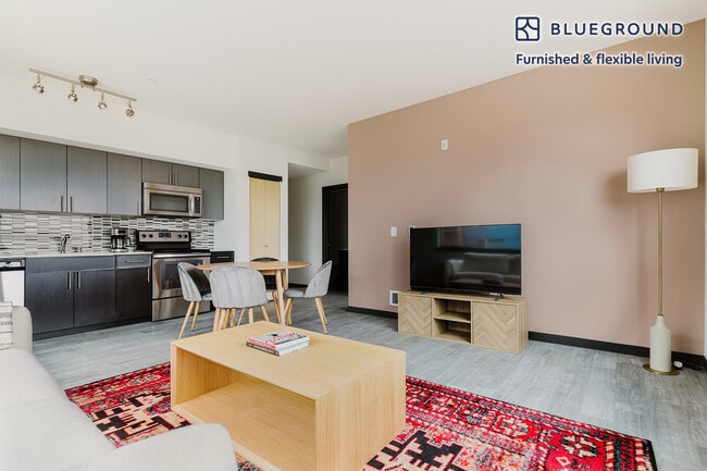 Building Photo - 15511 NE 22 Pl