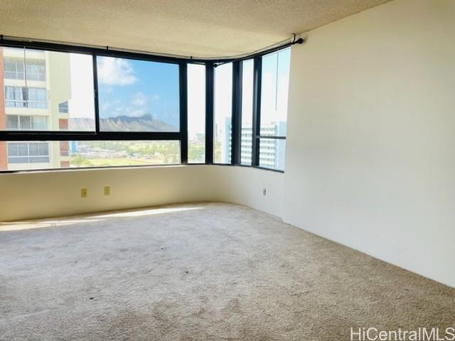 Building Photo - 2724 Kahoaloha Ln