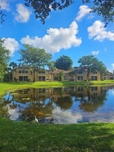 Building Photo - 4831 Via Palm Lakes