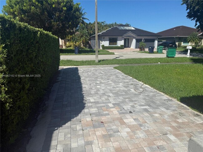 Foto del edificio - 10103 SW 159th Ave