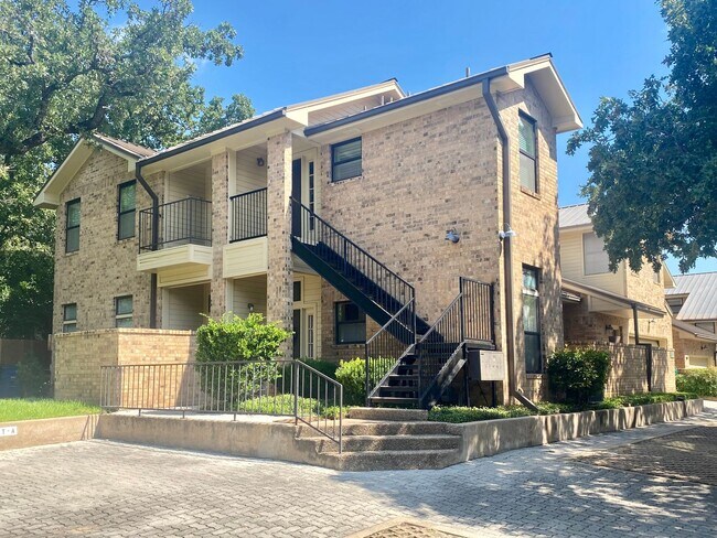 Foto del edificio - 2500 Quarry Rd