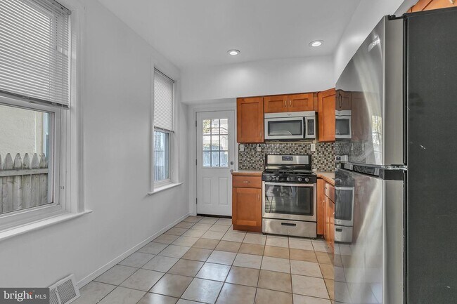 Foto del edificio - 3148 Chatham St
