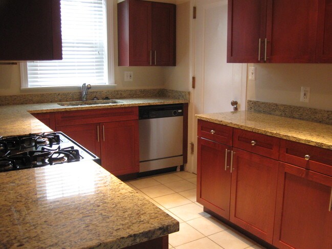 Foto del edificio - North Severn Village - No Costs Utilities*
