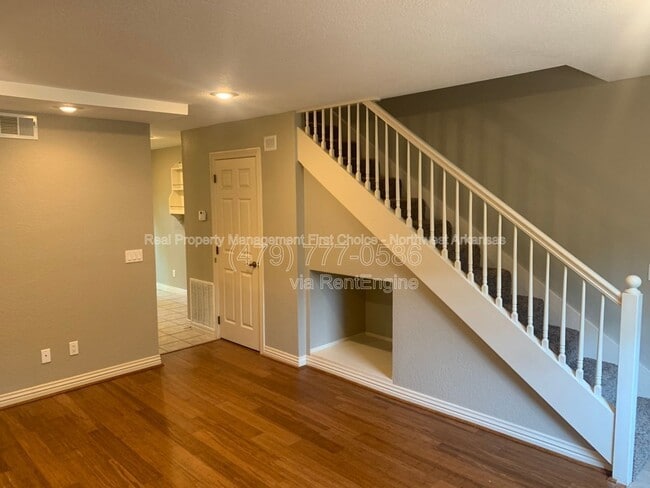 Photo - 1376 Oakland Ave Townhome