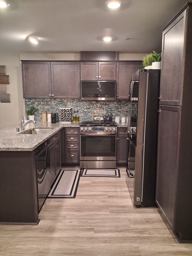 Foto del edificio - 7155 Citrus Ave
