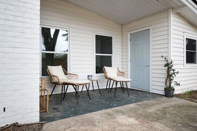 Foto del edificio - 1643 Boone Hall Dr