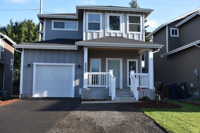 Building Photo - 4 Bedroom 2.5  Bath Home Built in 2018 in ...