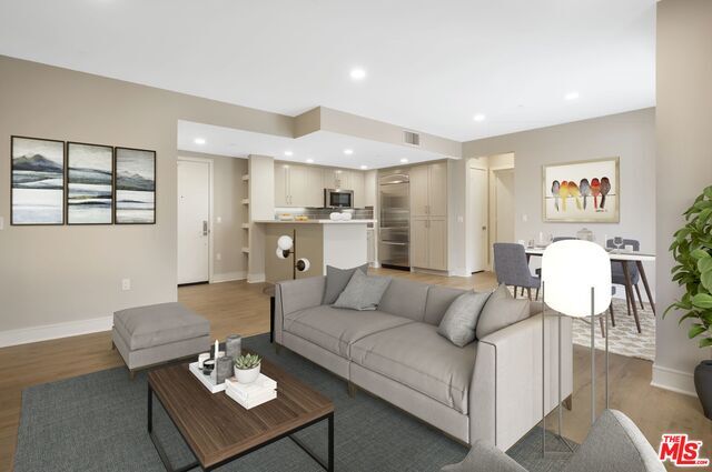 Building Photo - 6030 S Seabluff Dr