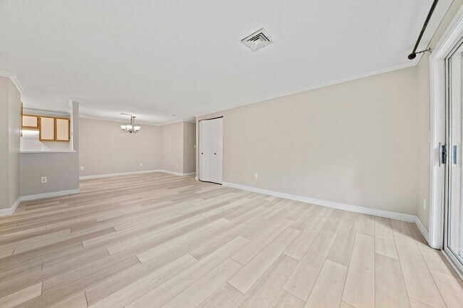 Foto del edificio - 15 Bower Rd