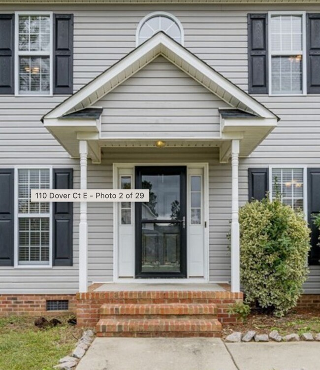Foto del edificio - 110 Dover Ct E