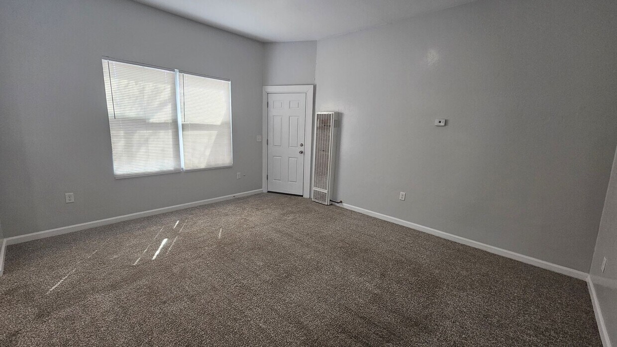 Foto principal - 709 Wichita Ave