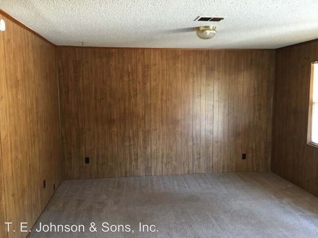 Foto del edificio - 1704 Green Oaks Dr