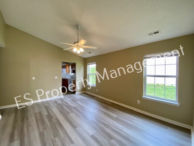 Building Photo - Wonderful 3 Bedroom 2 Bath Ranch Home in Lawrence Township!
