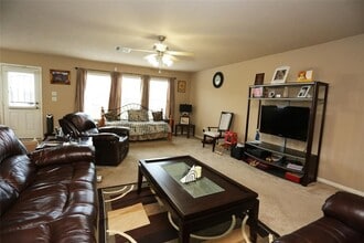 Building Photo - 9418 Cholla Hill Ct