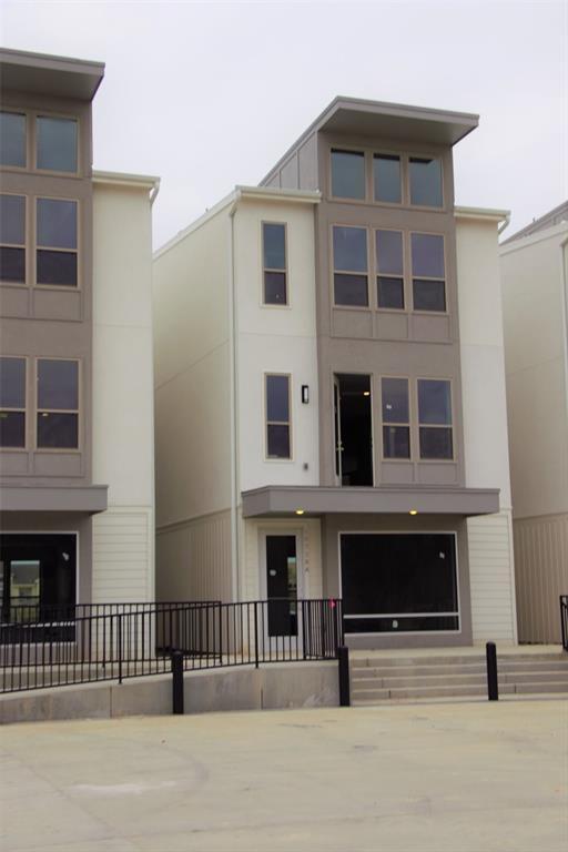 Building Photo - 389-B N Centro Cir