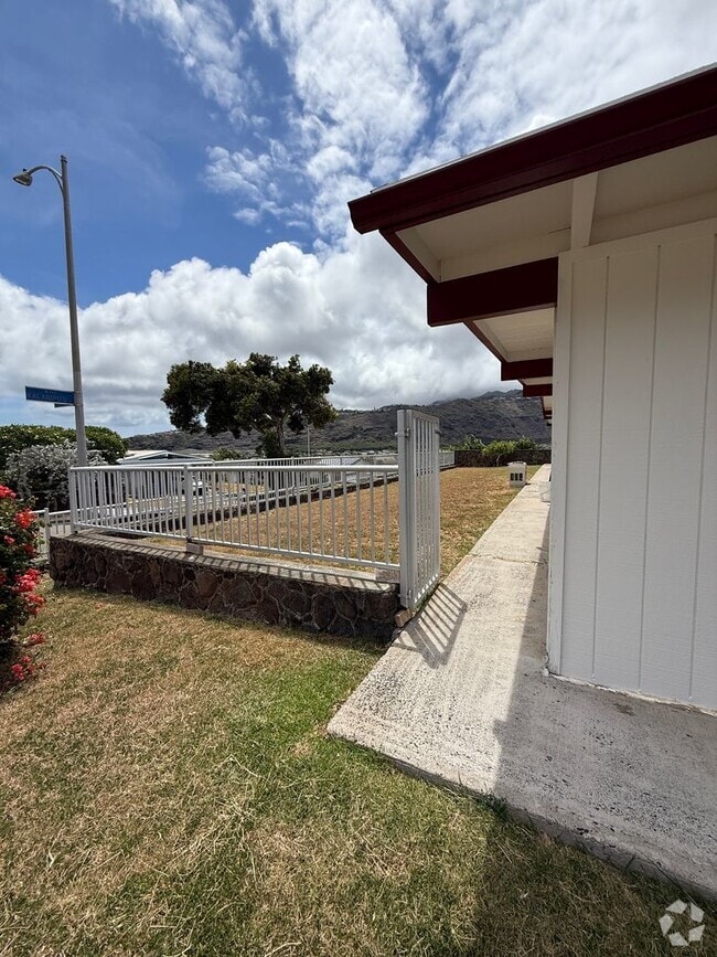 Building Photo - 7262 Kalanipuu Pl