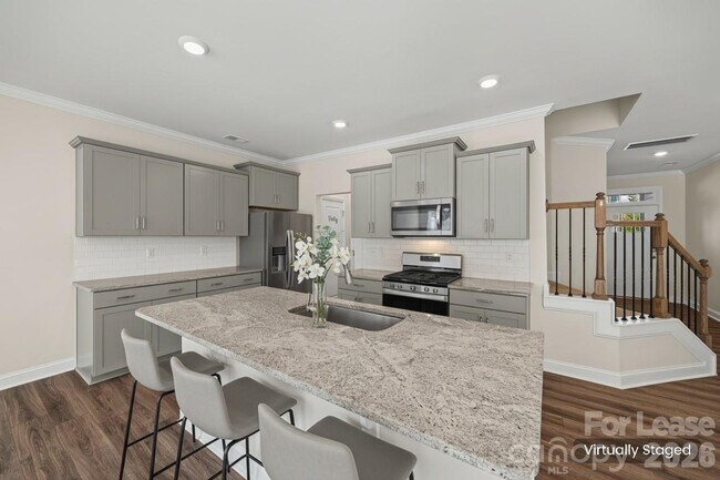 Building Photo - 1018 Chicory Trce