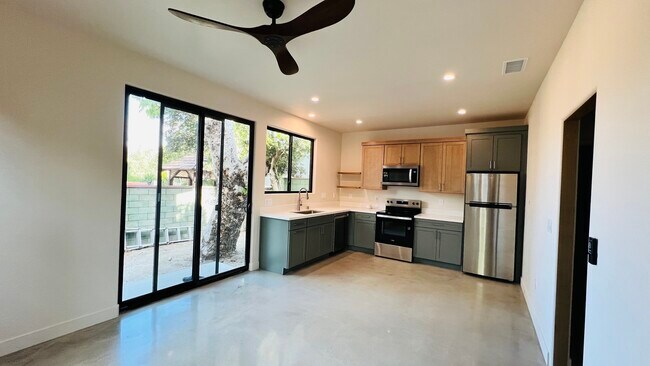 Foto del edificio - 1203 S Chavez St