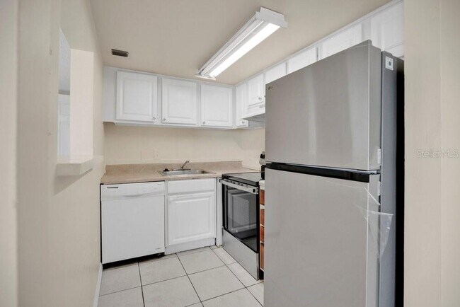 Foto del edificio - 2507 N Alafaya Trail