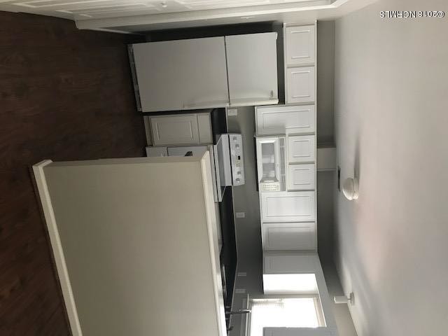 Building Photo - 2235 Locksley Woods Dr