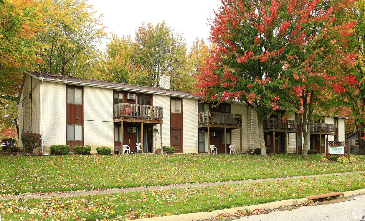 Maple Grove Apartaments - Maple Grove Apartments