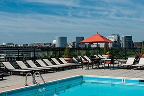 Roof Top Pool - 950 25th St NW
