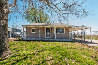 Building Photo - 125 Grover Ave