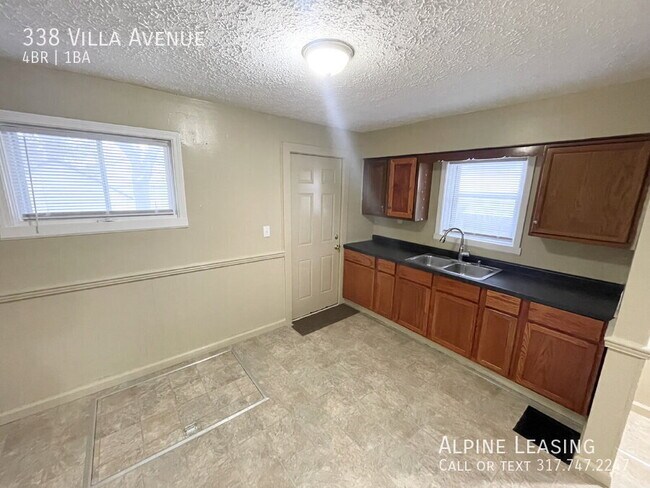 Foto del edificio - 338 Villa Ave