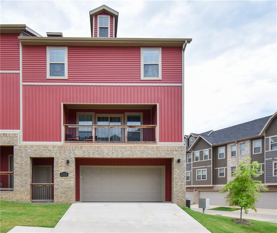 Foto principal - 2798 W Blackstone Crossing