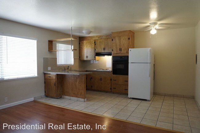Building Photo - 2481 Skylark Dr