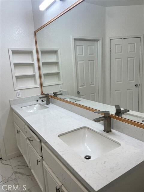 Building Photo - 4260 Morales Way