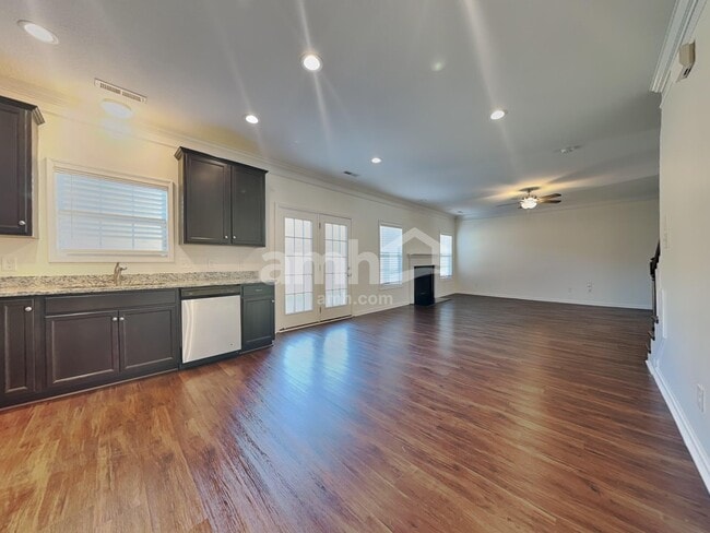 Building Photo - 8119 Cambridge Reserve Dr