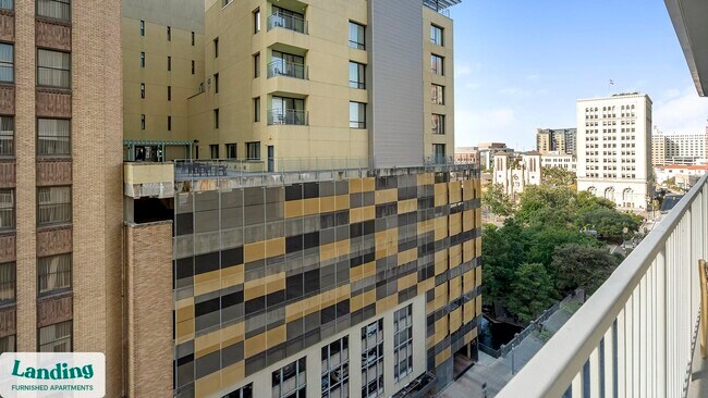 Foto del edificio - 143 E Commerce St