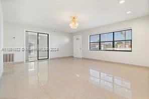 Photo - 10680 Ember St House