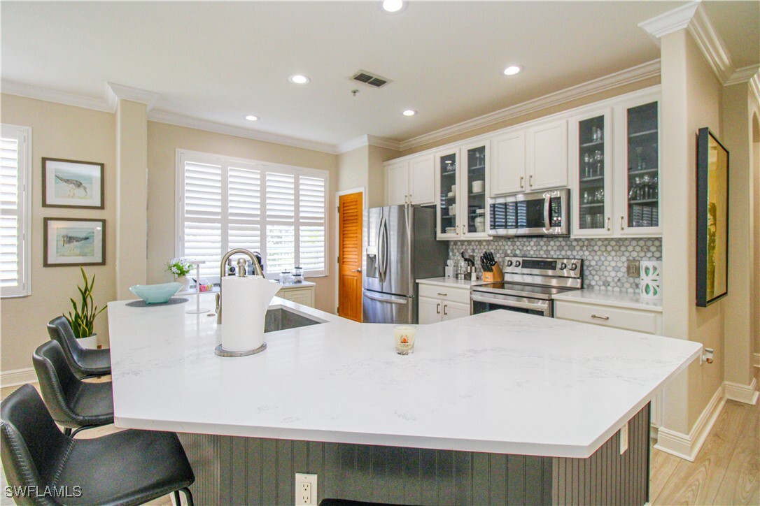 Foto principal - 4853 Hampshire Ct