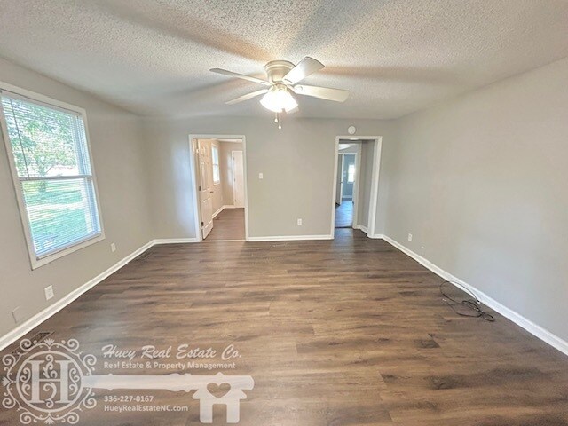 Living Room - 406 W Clay St