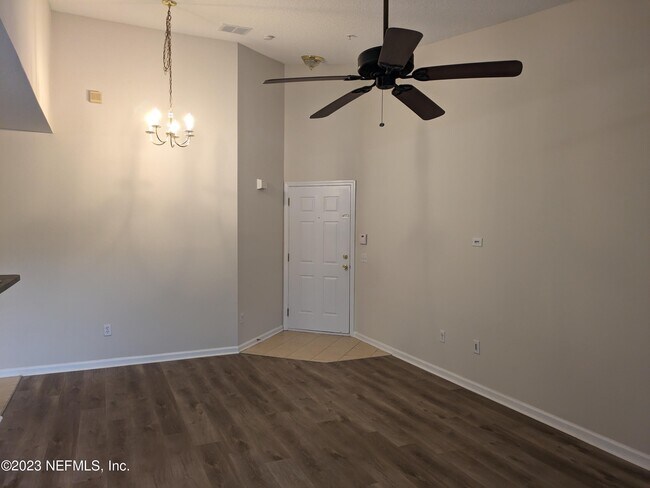 Foto del edificio - 3610 Kirkpatrick Cir
