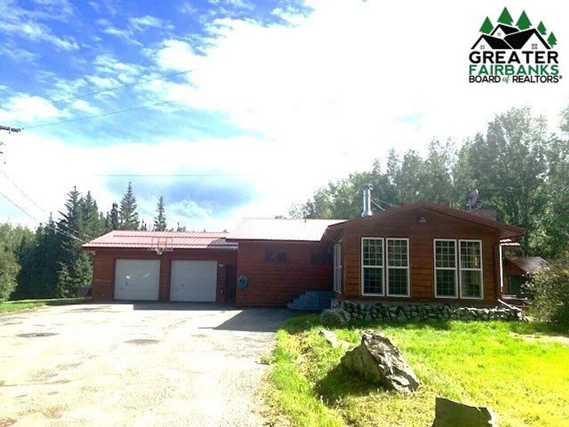 Primary Photo - **Century 21 Rental - 4 Bed, 3 Bath, Large...