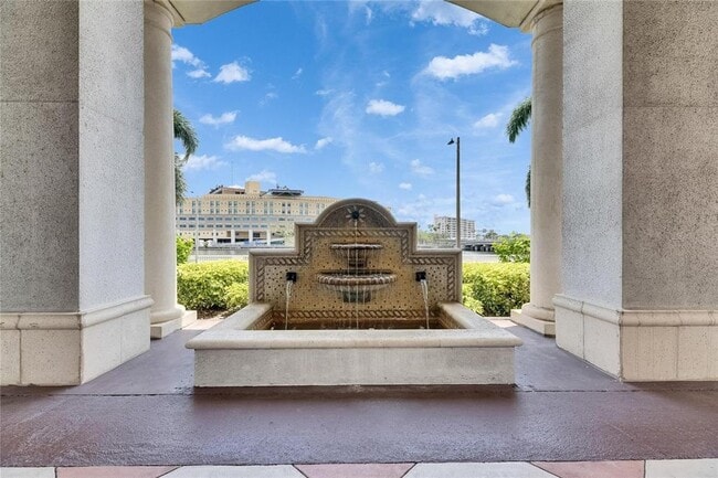 Building Photo - 345 Bayshore Blvd