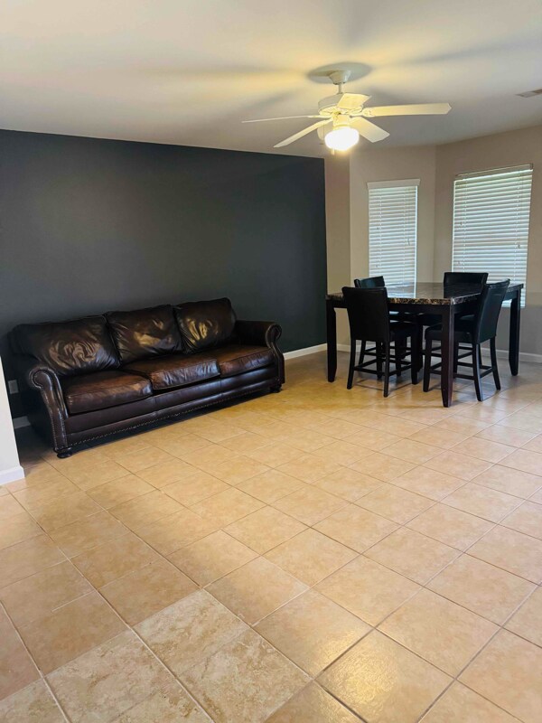 Foto principal - 23338 High Pt St