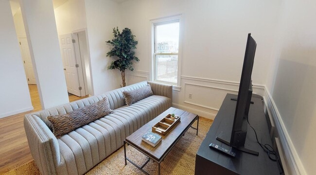 Photo - 13 Tuckerman St Apartment