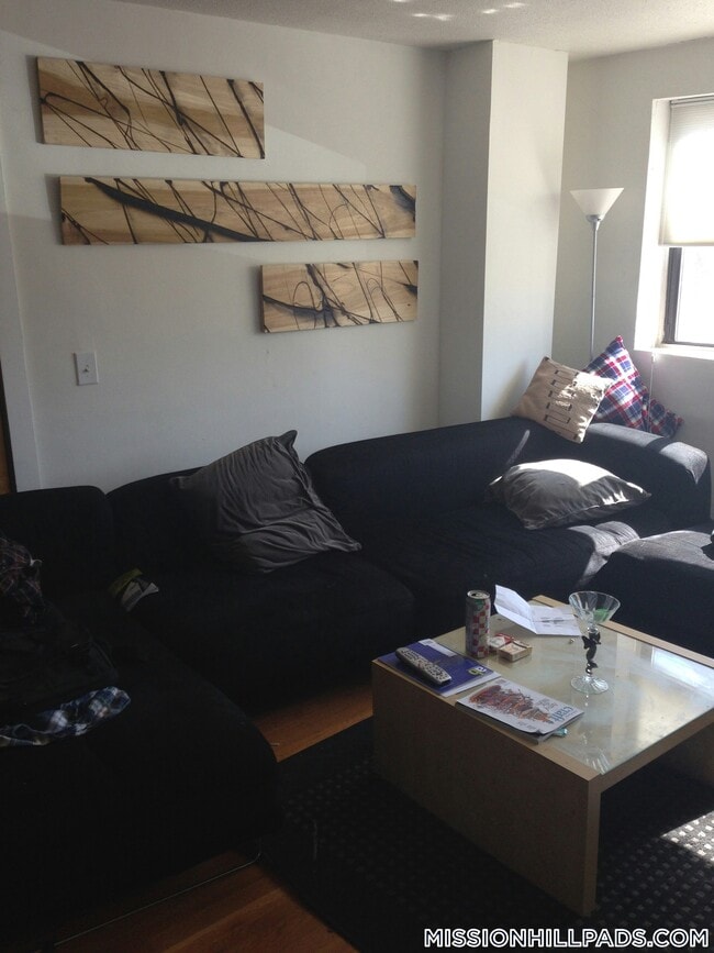 Building Photo - 226 Parker Hill Ave