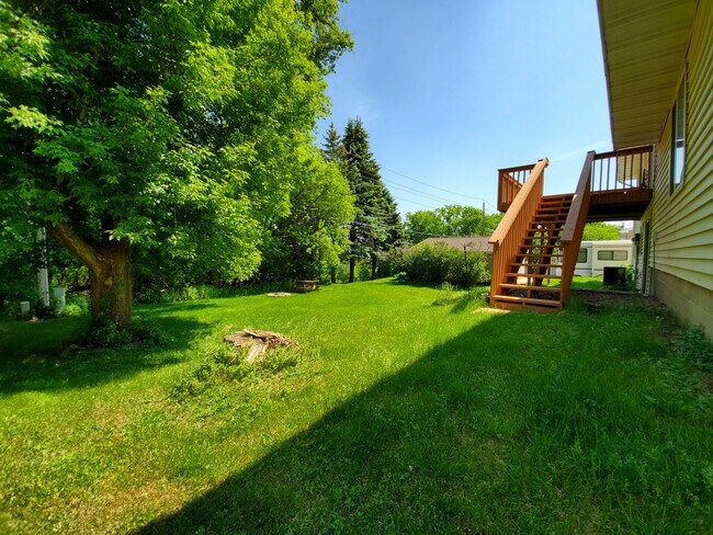 Foto del edificio - 627 36th St SW