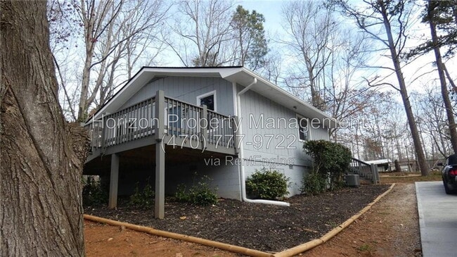 Building Photo - 6655 Quail Trail