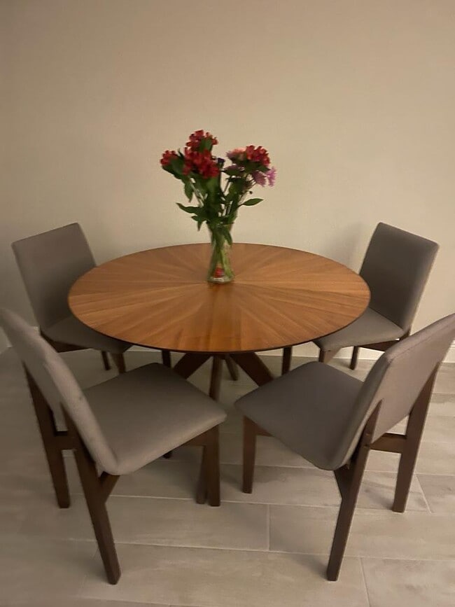 Building Photo - 6493 Cyrils Dr