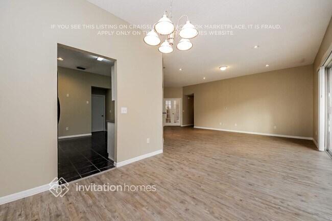 Foto del edificio - 5354 Deer Creek Dr