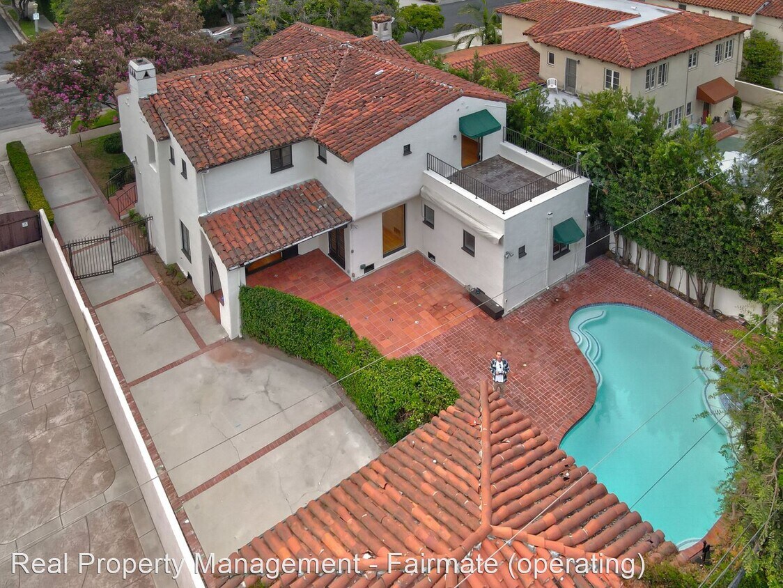 Primary Photo - 5 br, 4.5 bath House - 557 San Marino Ave