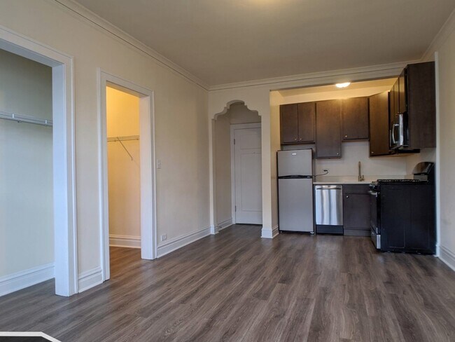 Foto del edificio - 2936 W Palmer St